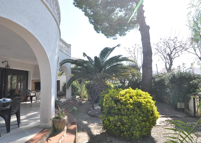 Rnet - Requesens Feriehus Empuriabrava